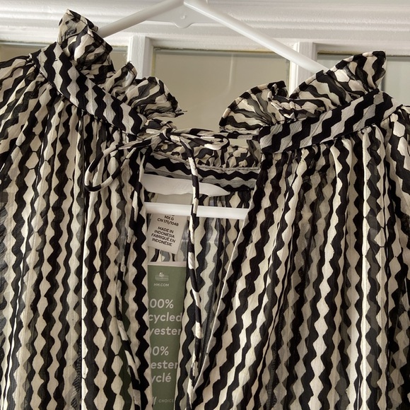 H&M Chevron Stripe Sheer Tunic Blouse, sz L black gray white - Picture 4 of 11